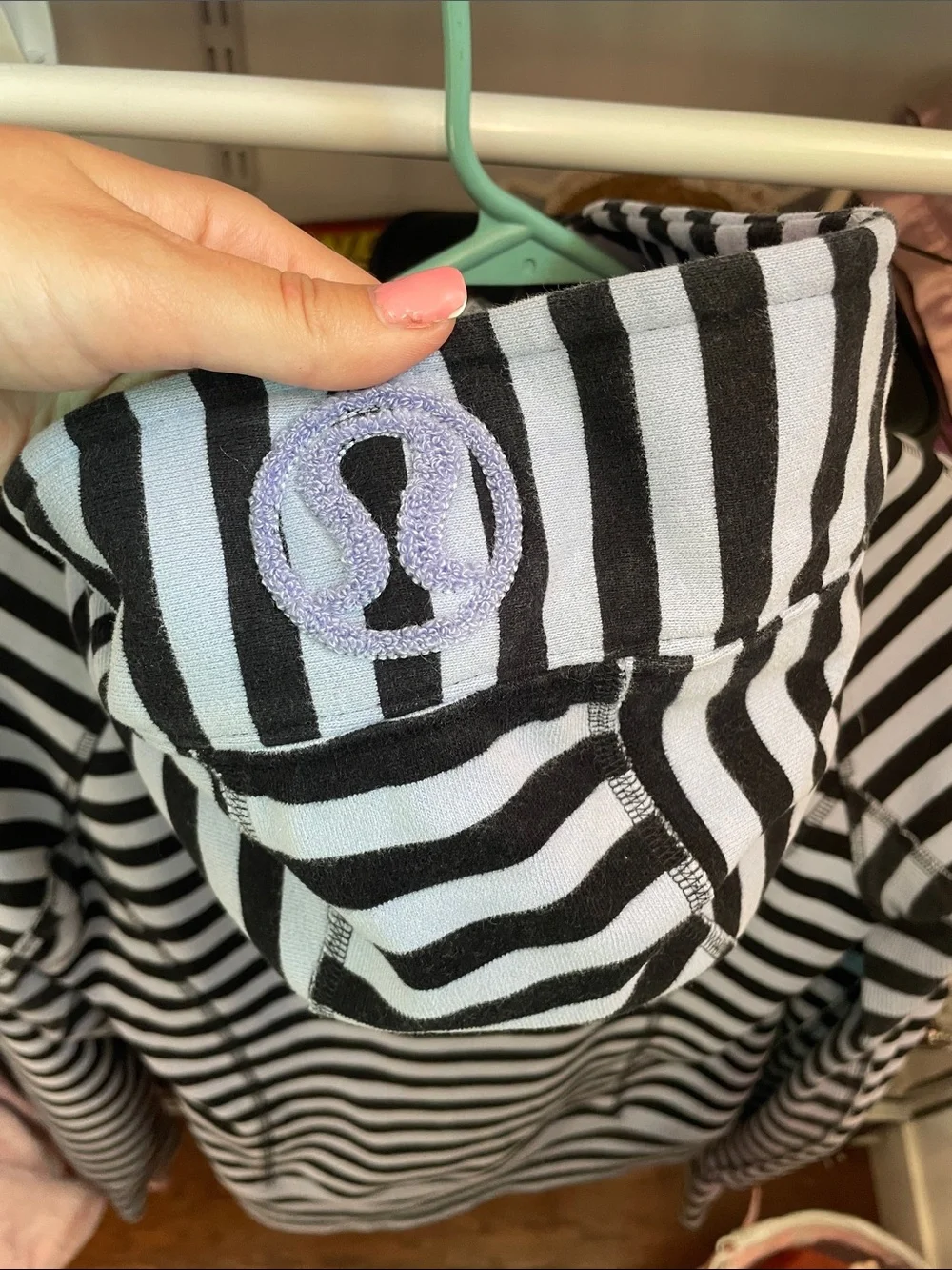 Vintage lululemon zip up - Picture 4 of 6